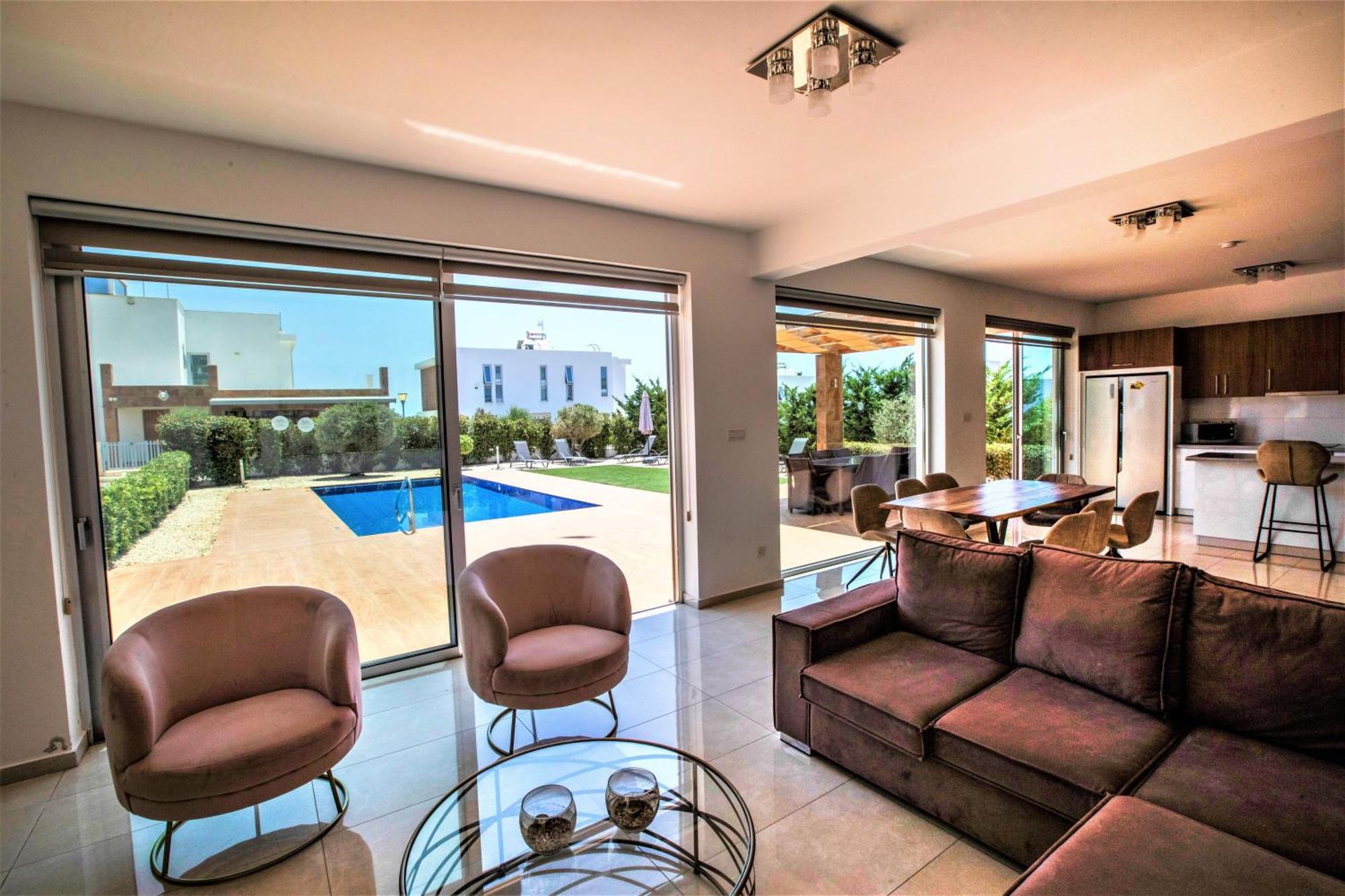 Coral Elite Residences コーラル・ベイ エクステリア 写真
