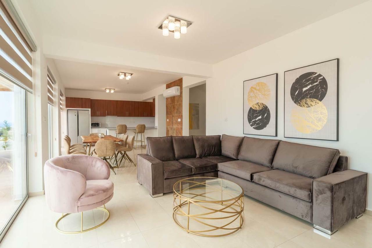 Coral Elite Residences コーラル・ベイ エクステリア 写真