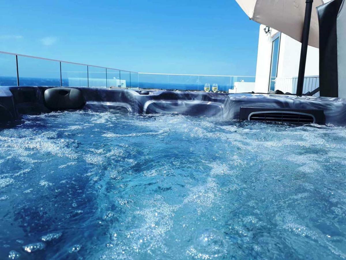 Coral Elite Residences コーラル・ベイ エクステリア 写真